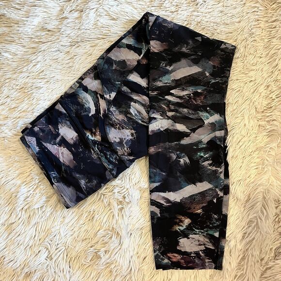 Lululemon Size 8 Fast Free Tight II 25" Non-Reflective Glacier Camo Starlight - Picture 1 of 14